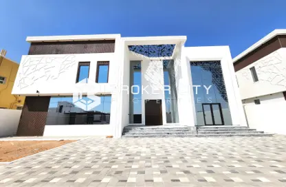 Villa - 6 Bedrooms for rent in Madinat Al Riyad - Abu Dhabi