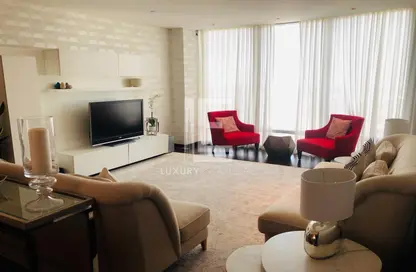 Apartment - 2 Bedrooms - 4 Bathrooms for rent in Burj Khalifa - Burj Khalifa Area - Downtown Dubai - Dubai