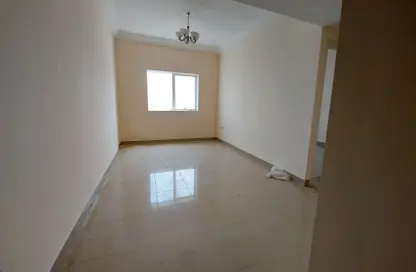 Apartment - 1 Bedroom - 2 Bathrooms for rent in Manazil Tower 5 - Al Taawun Street - Al Taawun - Sharjah