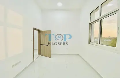 Apartment - 2 Bedrooms - 1 Bathroom for rent in Hai Al Mutawaa - Al Mutawaa - Al Ain