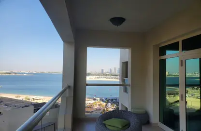 Apartment - 2 Bedrooms - 3 Bathrooms for rent in Palm Jumeirah - Dubai