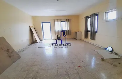 Apartment - 2 Bedrooms - 2 Bathrooms for rent in Al Butina B - Al Butina - Sharjah