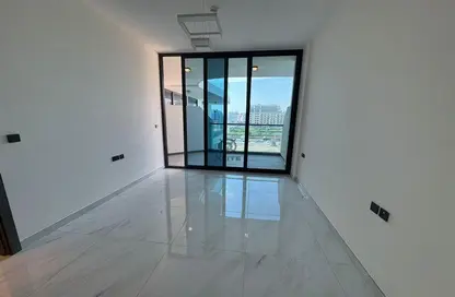 Apartment - 1 Bedroom - 2 Bathrooms for rent in Samana Park Views - Arjan - Dubai