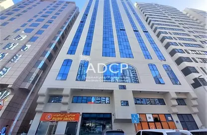 Apartment - 4 Bedrooms - 4 Bathrooms for rent in Al Danah - Abu Dhabi