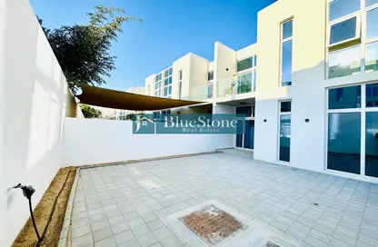 Townhouse - 3 Bedrooms - 5 Bathrooms for rent in Aurum Villas - Sanctnary - Damac Hills 2 - Dubai