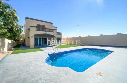 Villa - 4 Bedrooms - 5 Bathrooms for rent in Regional - Jumeirah Park - Dubai