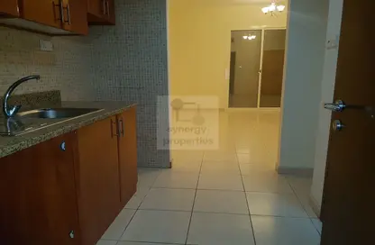 Apartment - 1 Bathroom for sale in IC1-EMR-22 - Emirates Cluster - International City - Dubai