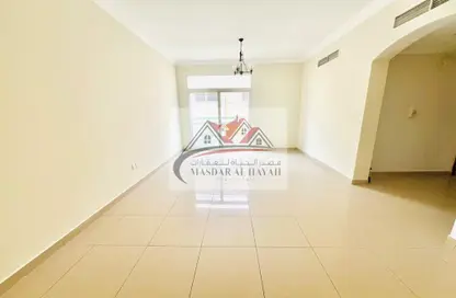 Apartment - 1 Bedroom - 2 Bathrooms for rent in Muwaileh 29 Building - Muwaileh - Sharjah