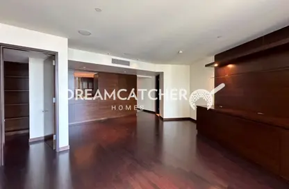 Apartment - 1 Bedroom - 2 Bathrooms for sale in Burj Khalifa - Burj Khalifa Area - Downtown Dubai - Dubai