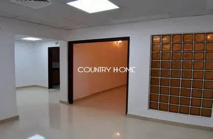 Apartment - 1 Bedroom - 1 Bathroom for rent in White Swan Building - Sheikh Zayed Road - Dubai