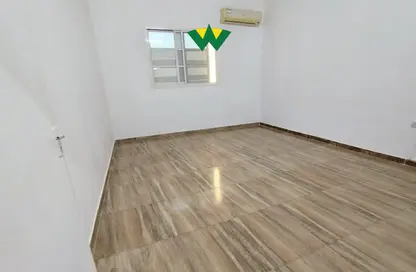 Apartment - 1 Bedroom - 1 Bathroom for rent in Baniyas East - Baniyas - Abu Dhabi