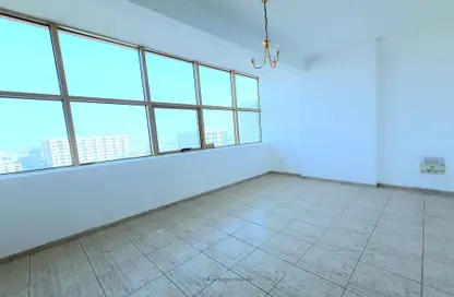 Apartment - 1 Bedroom - 1 Bathroom for rent in Al Telal Building - Al Majaz 2 - Al Majaz - Sharjah