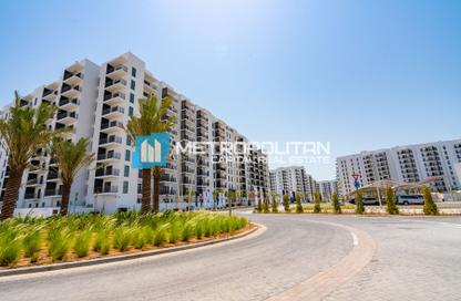 Apartment - 1 Bedroom - 1 Bathroom for sale in Waters Edge - Yas Island - Abu Dhabi