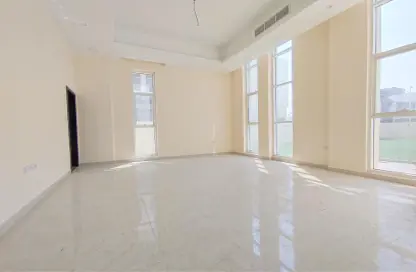 Villa - 5 Bedrooms for rent in Hoshi - Al Badie - Sharjah