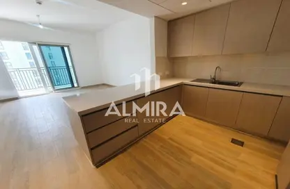 Apartment - 2 Bedrooms - 2 Bathrooms for rent in Waters Edge - Yas Island - Abu Dhabi