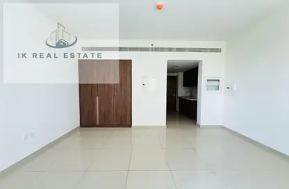 Apartment - 1 Bathroom for rent in Uptown Al Zahia - Al Zahia - Muwaileh Commercial - Sharjah