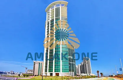 Apartment - 3 Bedrooms - 4 Bathrooms for rent in RAK Tower - Marina Square - Al Reem Island - Abu Dhabi