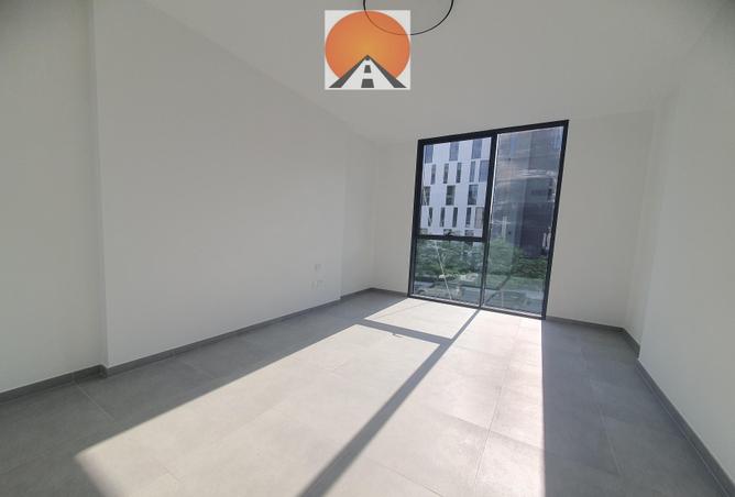 Apartment - 1 Bathroom for rent in Tiraz 3 - Aljada - Sharjah