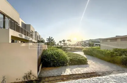 Villa - 3 Bedrooms - 4 Bathrooms for sale in Parkside 3 - EMAAR South - Dubai South (Dubai World Central) - Dubai