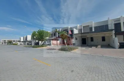 Townhouse - 3 Bedrooms - 5 Bathrooms for sale in Aurum Villas - Juniper - Damac Hills 2 - Dubai