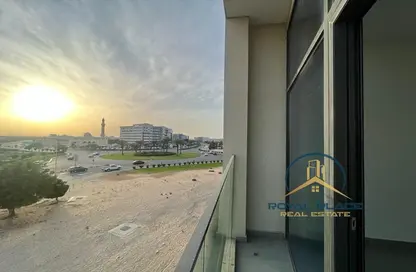 Apartment - 2 Bedrooms - 3 Bathrooms for rent in The Edge - Dubai Investment Park (DIP) - Dubai