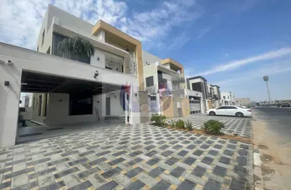 Villa - 5 Bedrooms - 7 Bathrooms for sale in Al Helio - Ajman