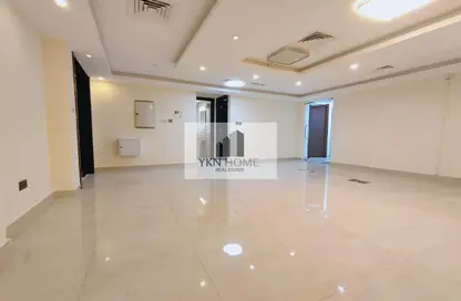 Office Space - Studio - 2 Bathrooms for rent in Tawam Tower - Khalifa Street - Abu Dhabi