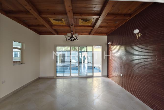 Compound - 4 Bedrooms - 4 Bathrooms for rent in Mirdif Villas - Mirdif - Dubai