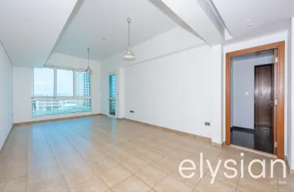 Apartment - 2 Bedrooms - 3 Bathrooms for rent in Marina Residences 3 - Marina Residences - Palm Jumeirah - Dubai