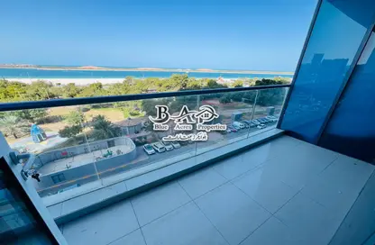 Apartment - 3 Bedrooms - 4 Bathrooms for rent in Wave tower - Corniche Road - Abu Dhabi