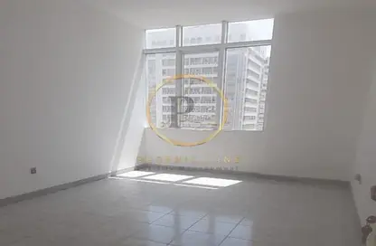 Apartment - 3 Bedrooms - 3 Bathrooms for rent in Al Masaood Tower - Al Najda Street - Abu Dhabi