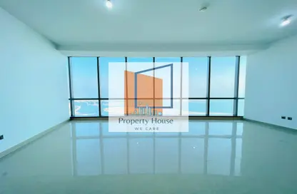 Apartment - 2 Bedrooms - 3 Bathrooms for rent in Etihad Tower 4 - Etihad Towers - Corniche Road - Abu Dhabi