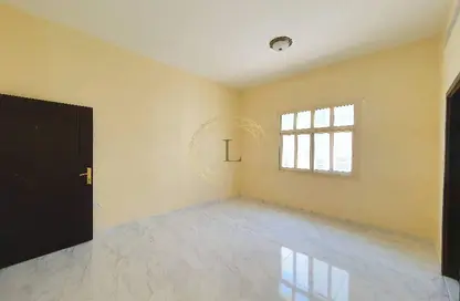 Apartment - 2 Bedrooms - 3 Bathrooms for rent in Oud Al Hassah - Al Mutarad - Al Ain