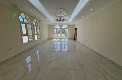 Villa - 6 Bedrooms for rent in Mueifia - Al Markhaniya - Al Ain