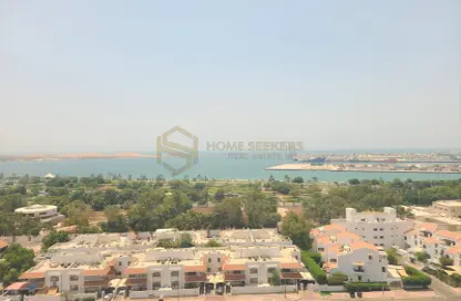 Apartment - 3 Bedrooms - 4 Bathrooms for rent in Mina Tower - Mina Road - Tourist Club Area - Abu Dhabi