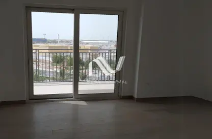 Apartment - 3 Bedrooms - 4 Bathrooms for rent in Waters Edge - Yas Island - Abu Dhabi