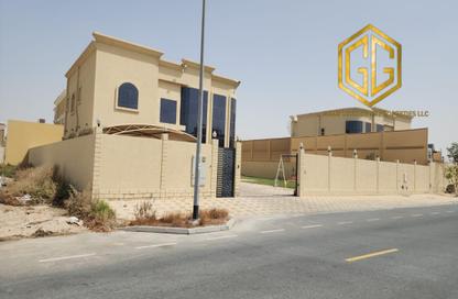 Villa - 5 Bedrooms - 6 Bathrooms for rent in Al Warqa'a 3 - Al Warqa'a - Dubai