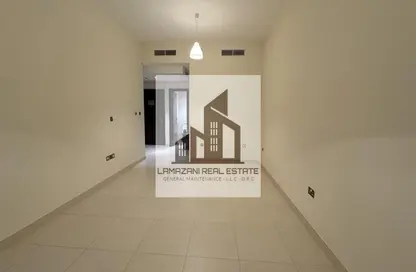 Apartment - 1 Bedroom - 2 Bathrooms for rent in Cornich Al Khalidiya - Al Khalidiya - Abu Dhabi