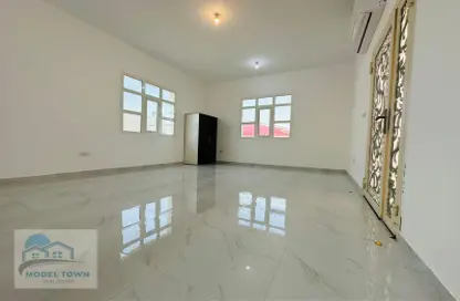 Apartment - 1 Bathroom for rent in Madinat Al Riyad - Abu Dhabi