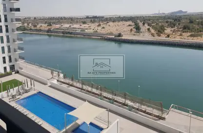 Apartment - 1 Bathroom for rent in Waters Edge - Yas Island - Abu Dhabi