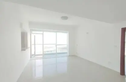 Apartment - 1 Bedroom - 2 Bathrooms for sale in Hub Canal 1 - Hub-Golf Towers - Dubai Sports City - Dubai