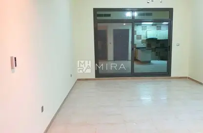 Apartment - 2 Bedrooms - 3 Bathrooms for sale in Hamza Tower - Dubai Sports City - Dubai