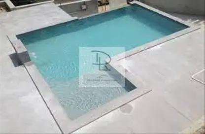 Villa - 5 Bedrooms - 6 Bathrooms for sale in Meadows - Dubai