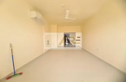 Apartment - 1 Bedroom - 2 Bathrooms for rent in Hoshi 1 - Hoshi - Al Badie - Sharjah