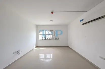 Apartment - 3 Bedrooms - 2 Bathrooms for rent in Civic Center - Al Jimi - Al Ain