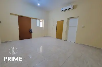 Apartment - 1 Bathroom for rent in Al Mushrif - Abu Dhabi