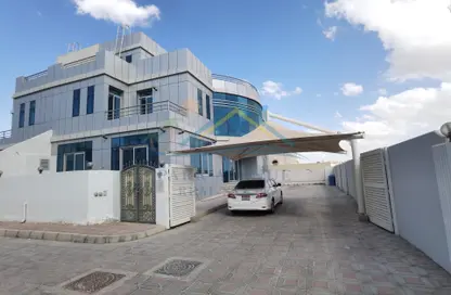 Villa - 5 Bedrooms for rent in Mohamed Bin Zayed Centre - Mohamed Bin Zayed City - Abu Dhabi