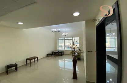 Apartment - 1 Bedroom - 2 Bathrooms for rent in Lake City Tower - JLT Cluster D - Jumeirah Lake Towers - Dubai