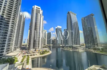 Apartment - 1 Bedroom - 2 Bathrooms for rent in MAG 214 - JLT Cluster R - Jumeirah Lake Towers - Dubai