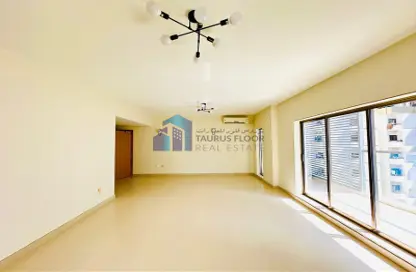 Apartment - 3 Bedrooms - 3 Bathrooms for rent in Al Rigga Building - Al Muraqqabat - Deira - Dubai